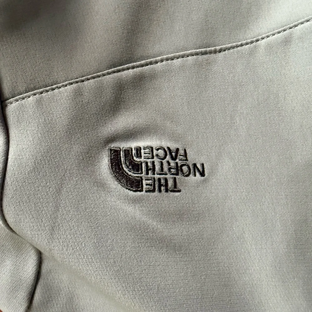 The North Face Light Gray Hooded‎ Softshell Jacket